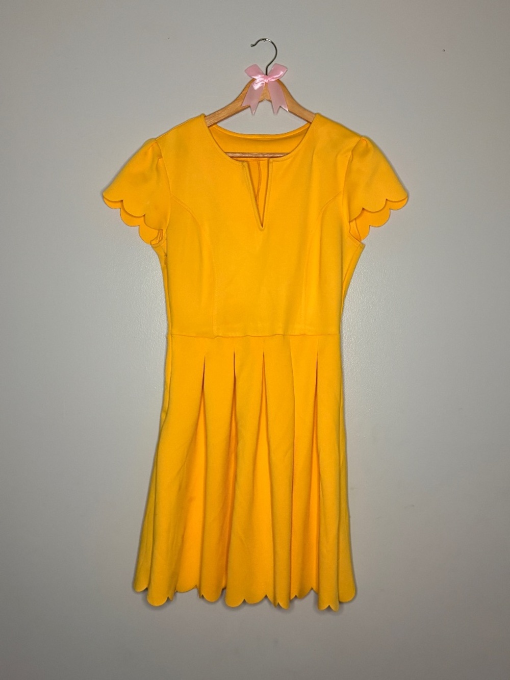 Yellow scalloped dress A-line super cute!